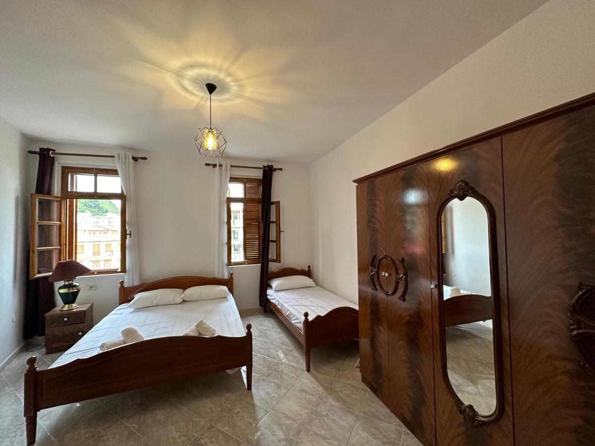 Central Charm Apartments Vlorë Extérieur photo